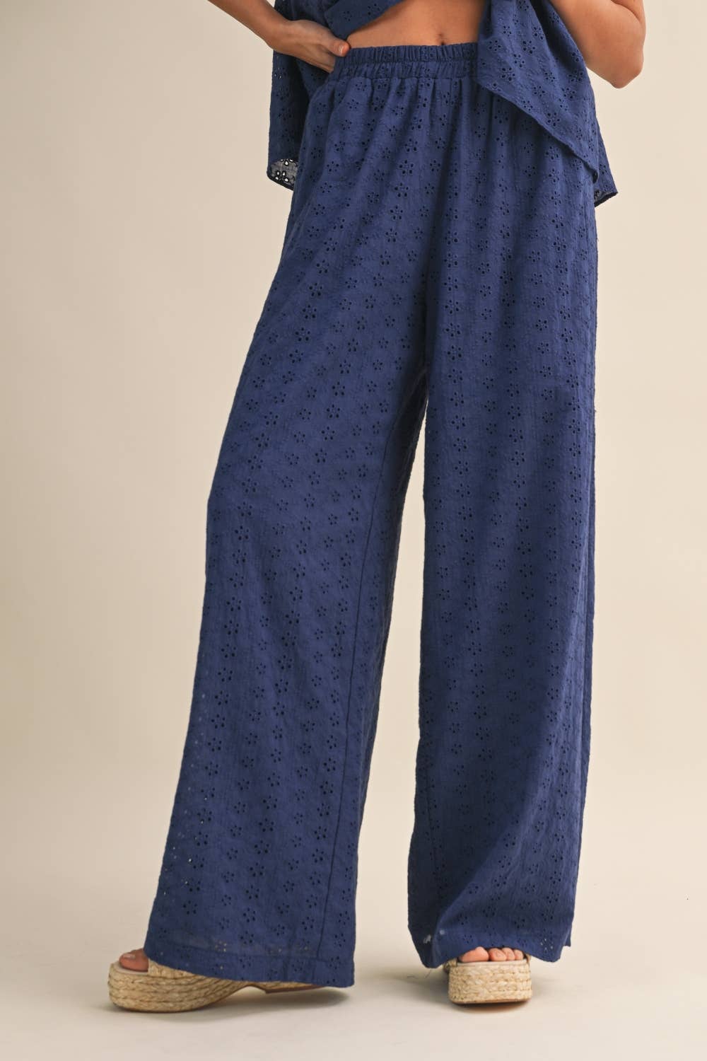 IST6362 EYELET TOP AND WIDE PANTS SET /FULLY LINED