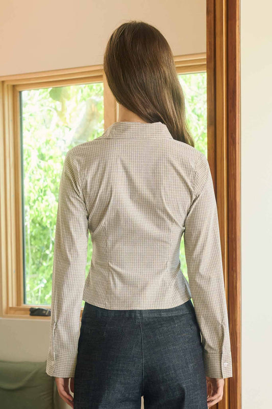 PLAID COLLARED BUTTON DOWN LONG SLEEVE SHIRT