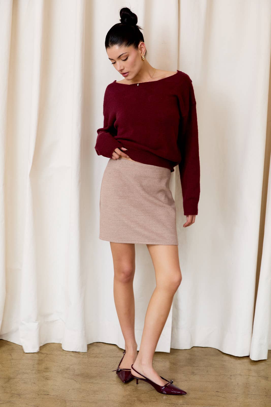 BACK LACE TRIM LONG SLEEVE SWEATER