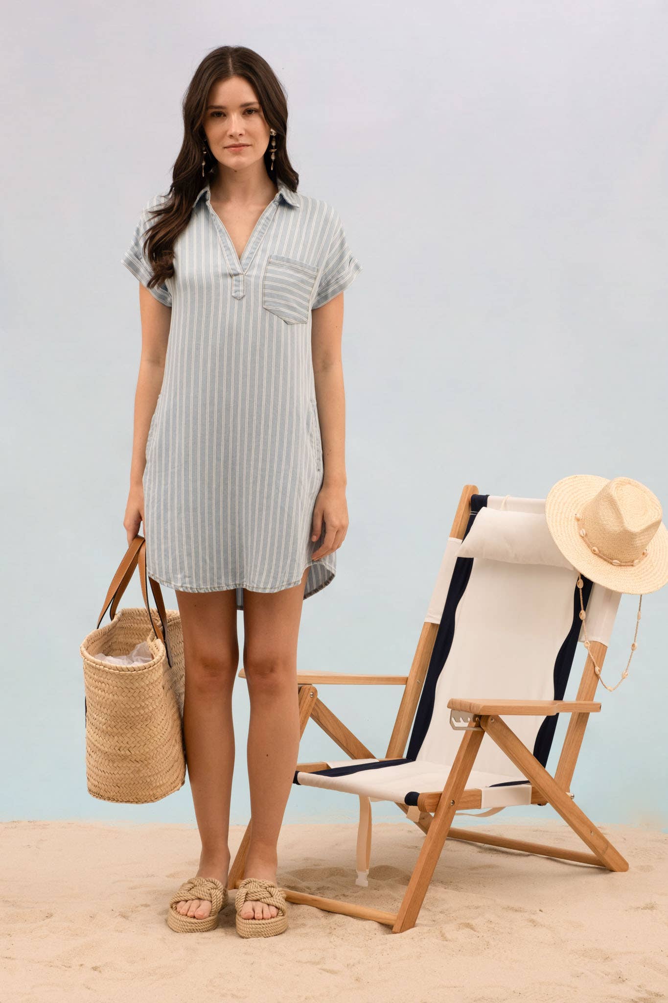 STRIPE CHAMBRAY COLLARED CUFF SLEEVE MINI DRESS STRIPE CHAMBRAY COLLARED CUFF SLEEVE MINI DRESS