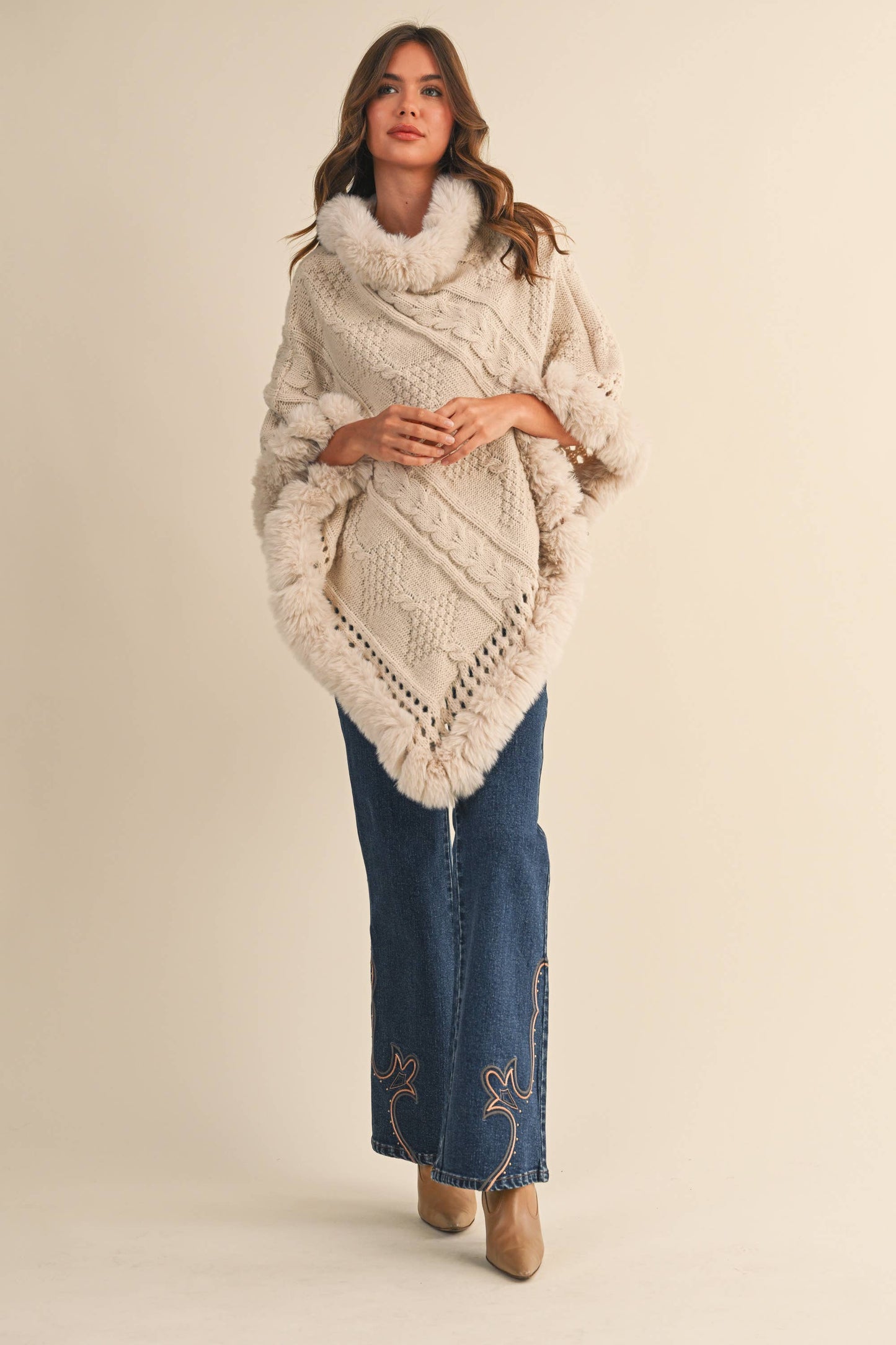 FAUX FUR TRIM SWEATER PONCHO