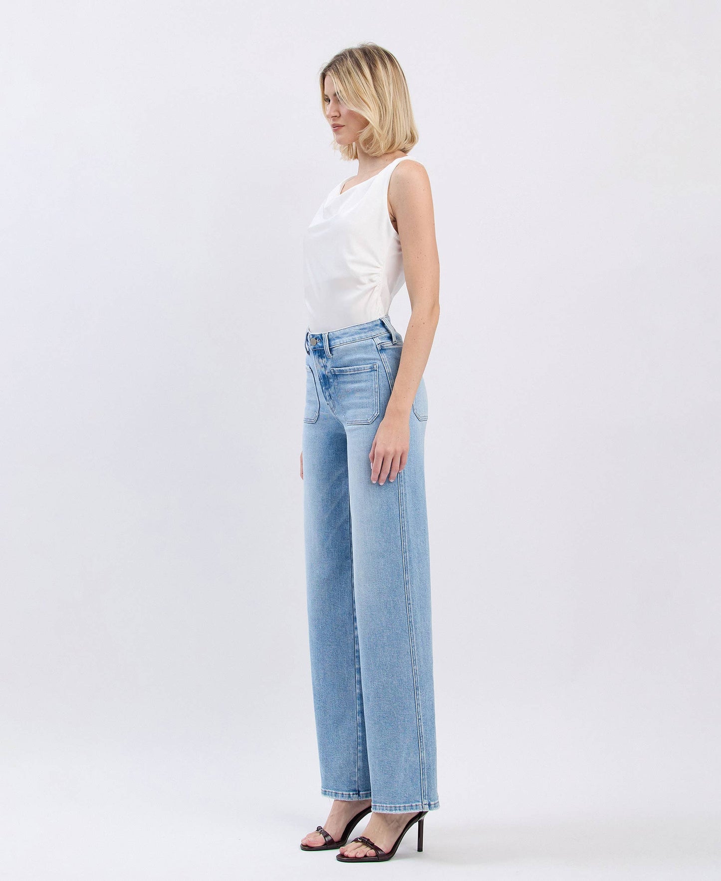 HIGH RISE PATCH POCKET WIDE LEG JEANS