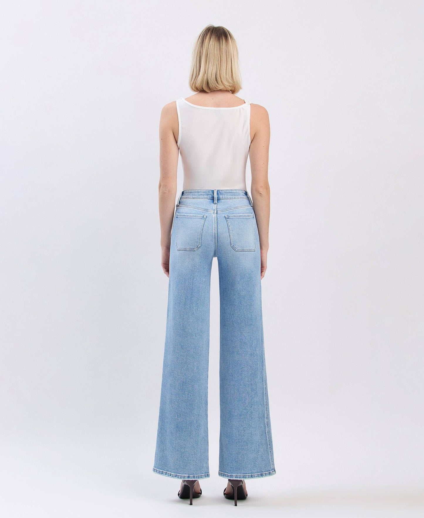 HIGH RISE PATCH POCKET WIDE LEG JEANS