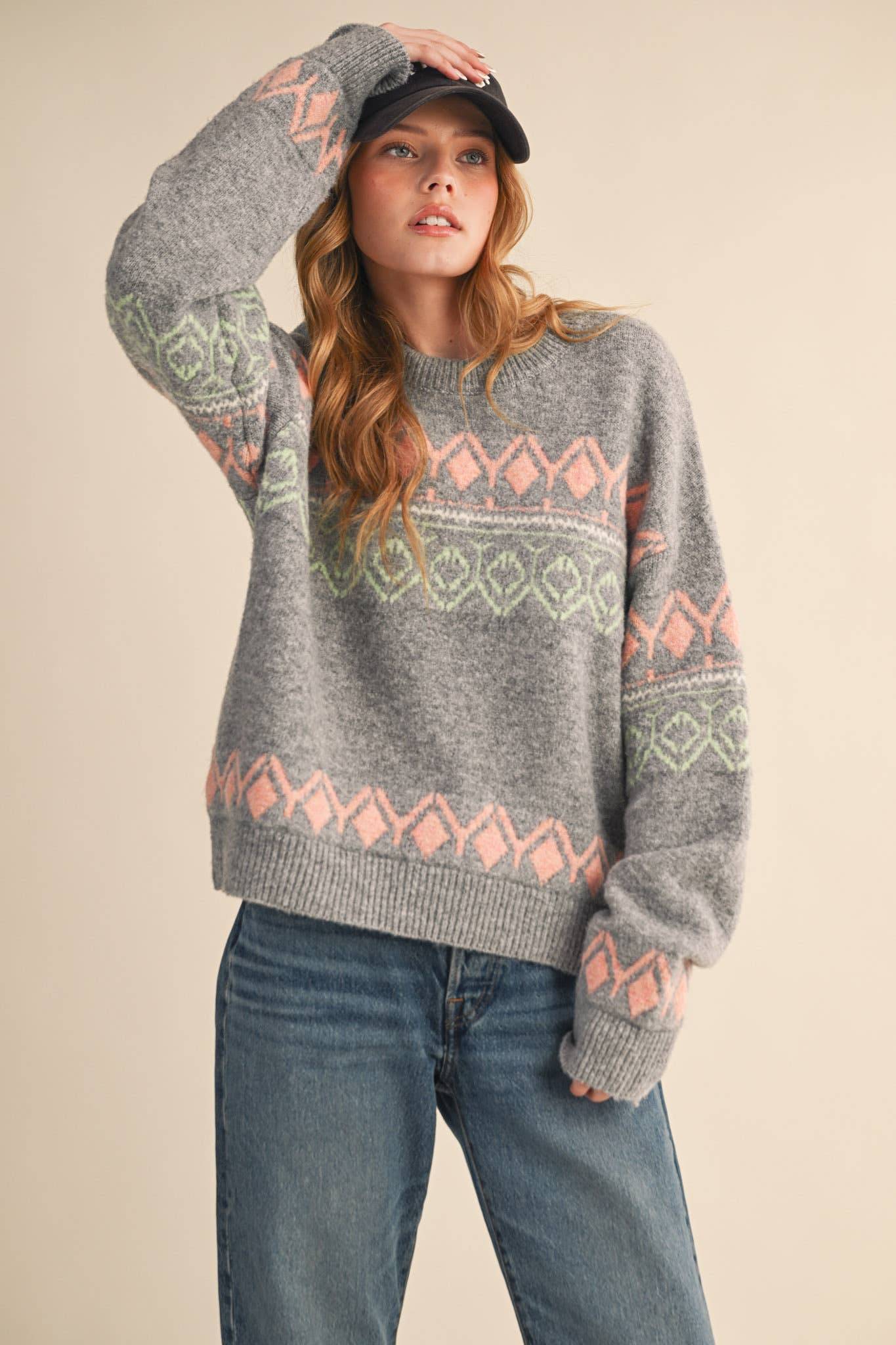 GEOMETRIC KNIT PULLOVER SWEATER