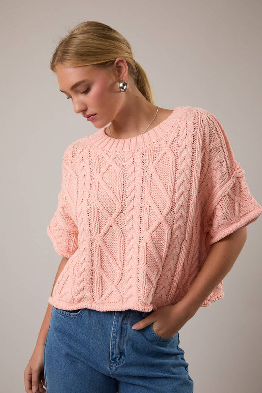 ROUND NECK SHORT SLEEVE KNIT SWEATER TOP