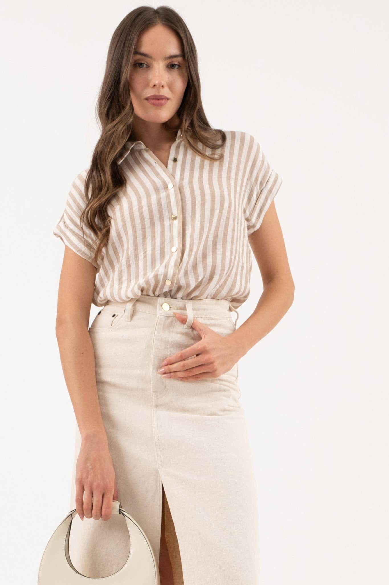 STRIPE SHORT TAB SLEEVE BUTTON DOWN SHIRT