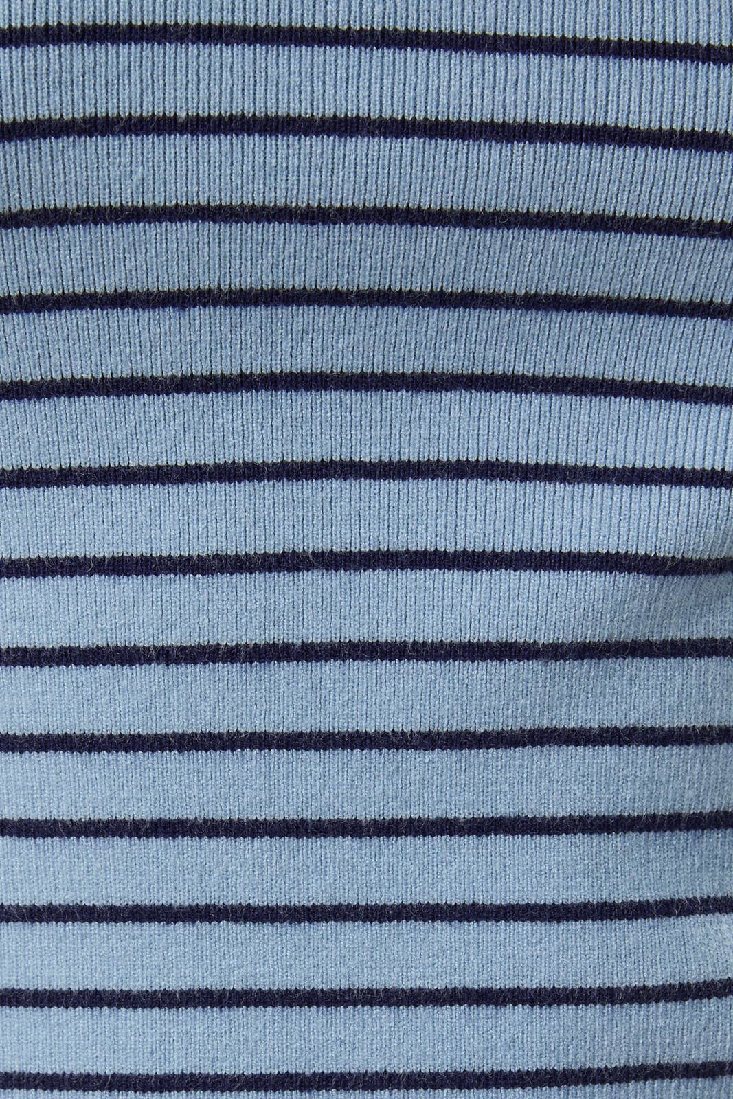 SLEEVELESS ROUND NECK STRIPED SWEATER TOP