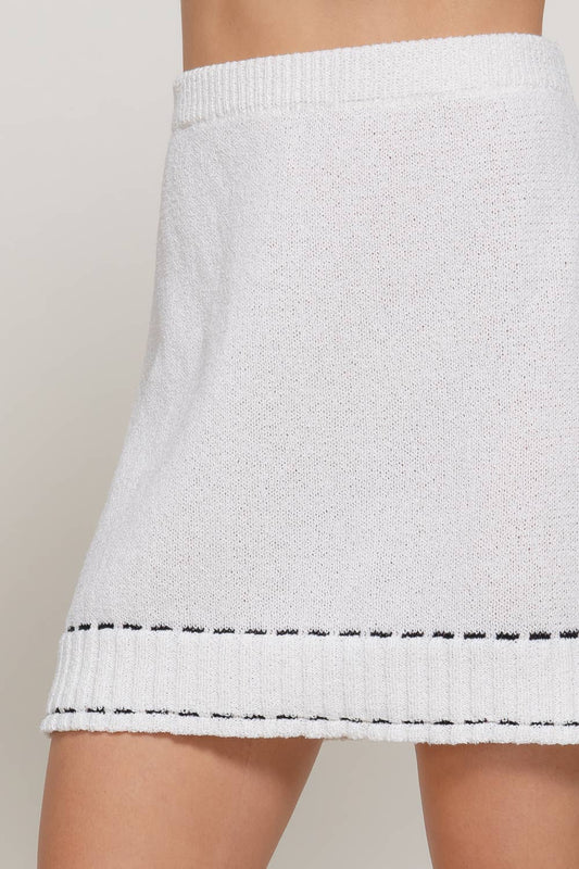 Contrasting Stitched Mini Skirt