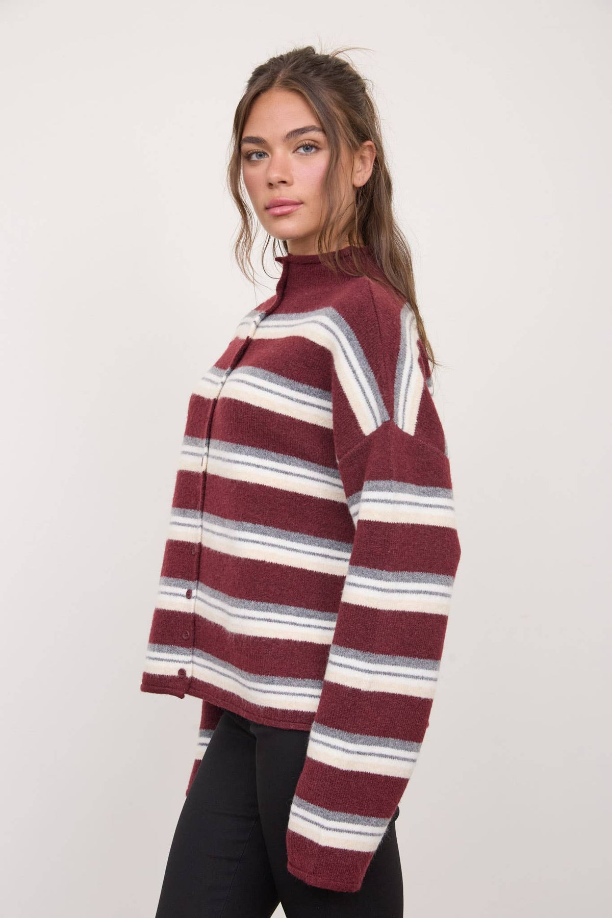 MULTI-COLOR STRIPE ROLLED NECK KNIT CARDIGAN