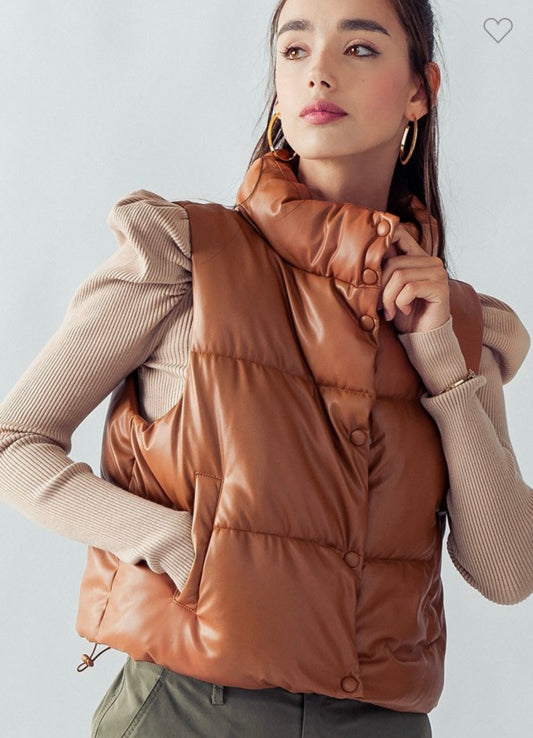UB cropped puffer vest- brown