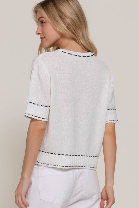 Short Sleeve Round Neck Sweater with Contrast Color Stitch