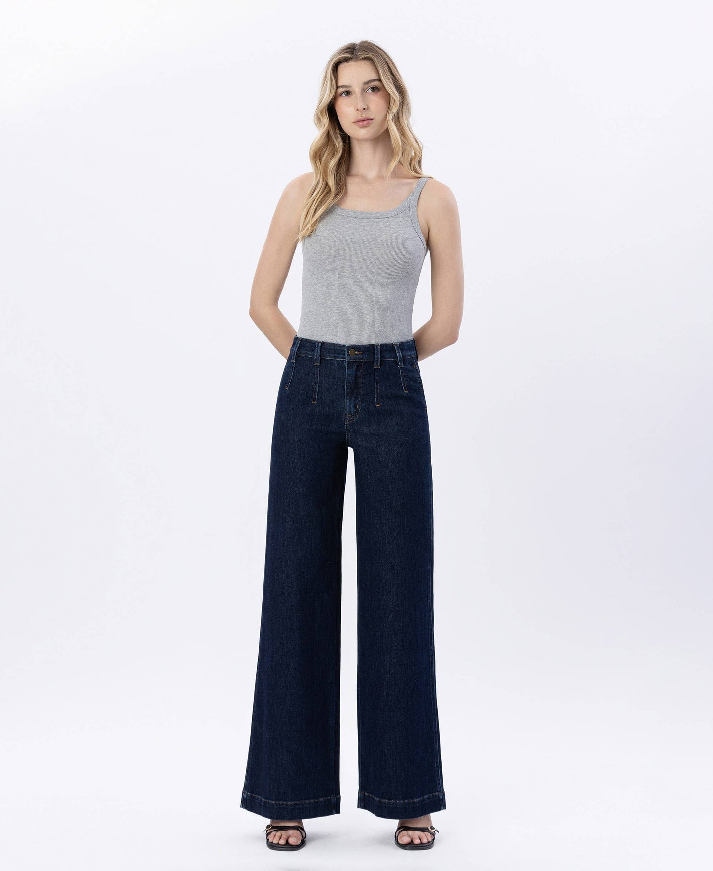 HIGH RISE DART DETAIL WIDE LEG JEANS