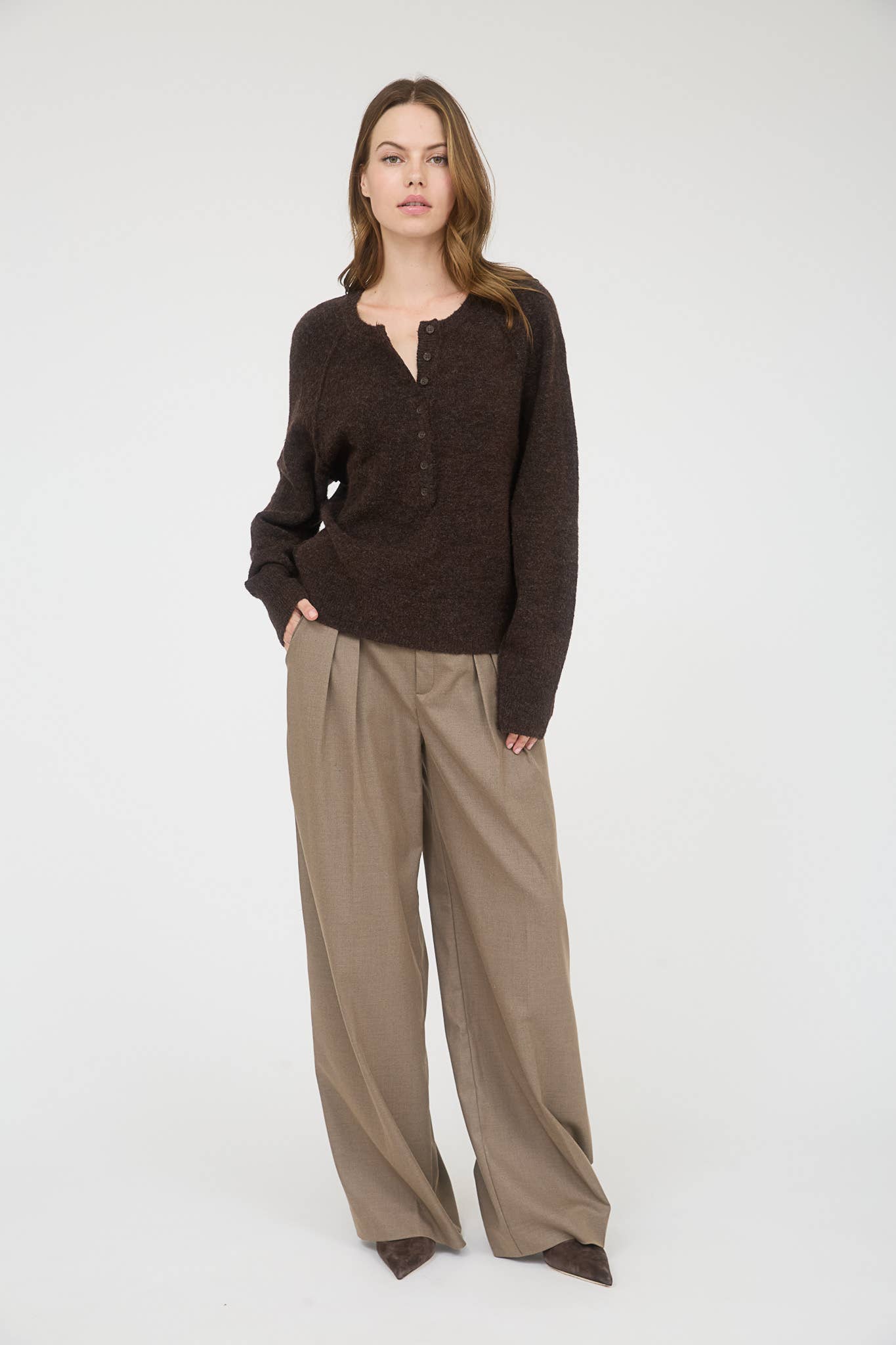 RAGLAN LONG SLEEVE HENLEY KNIT SWEATER