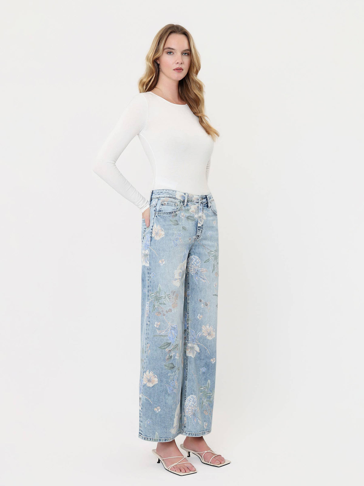 HIGH RISE FLORAL VINTAGE FLARE JEANS