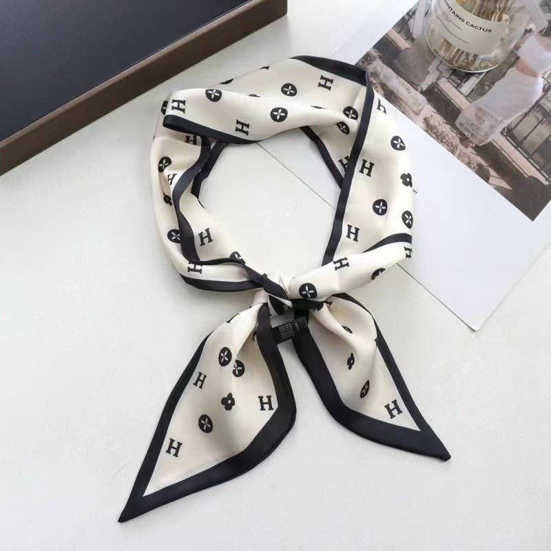 Vintage Houndstooth Long Satin Scarf MK2BLW6W6NSI136