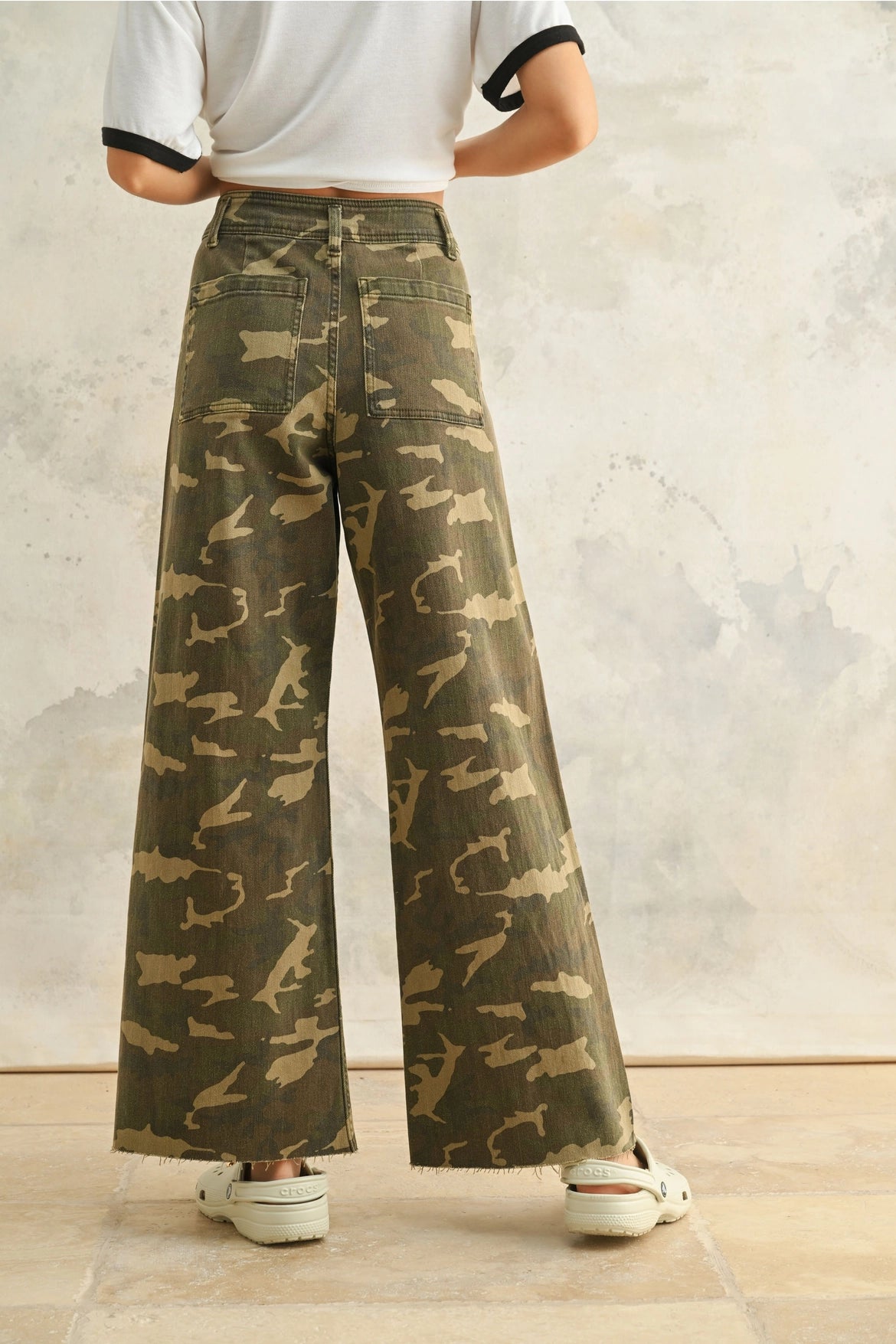 Wide leg camo pants