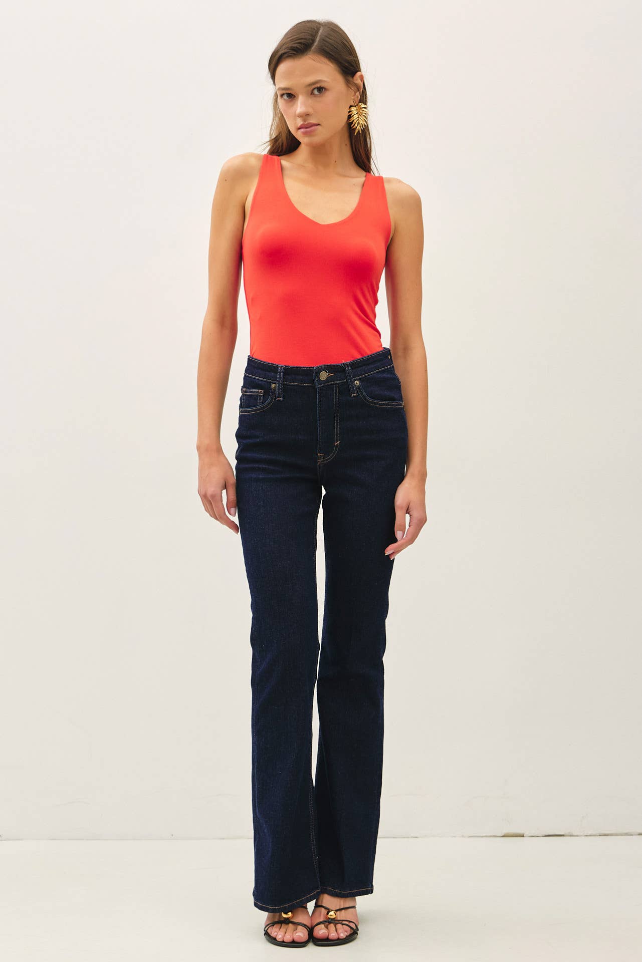 BASIC FULL LENGTH V-NECK TANK