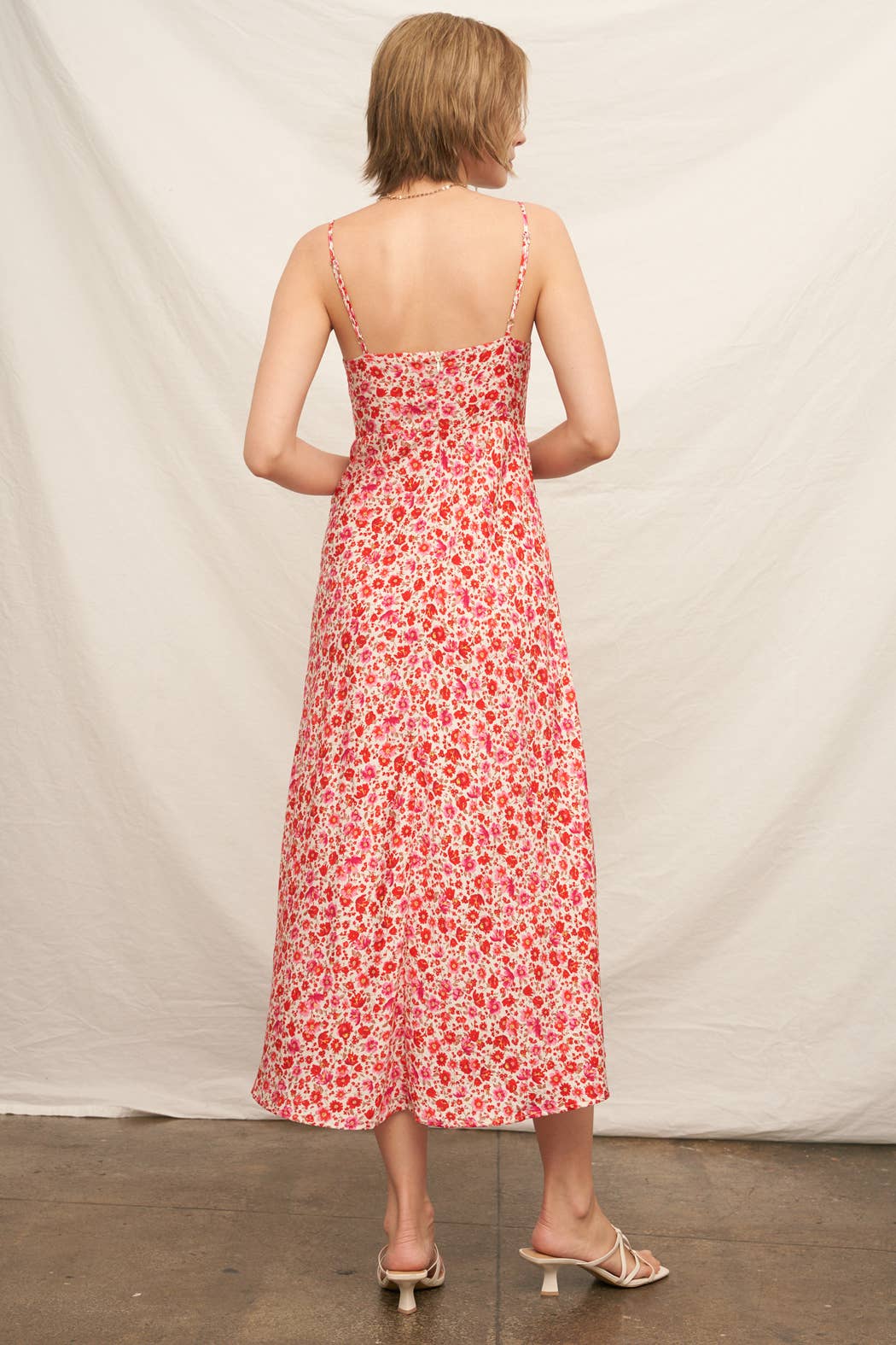 Sleeveless Floral Print Keyhole Detail Midi Dress