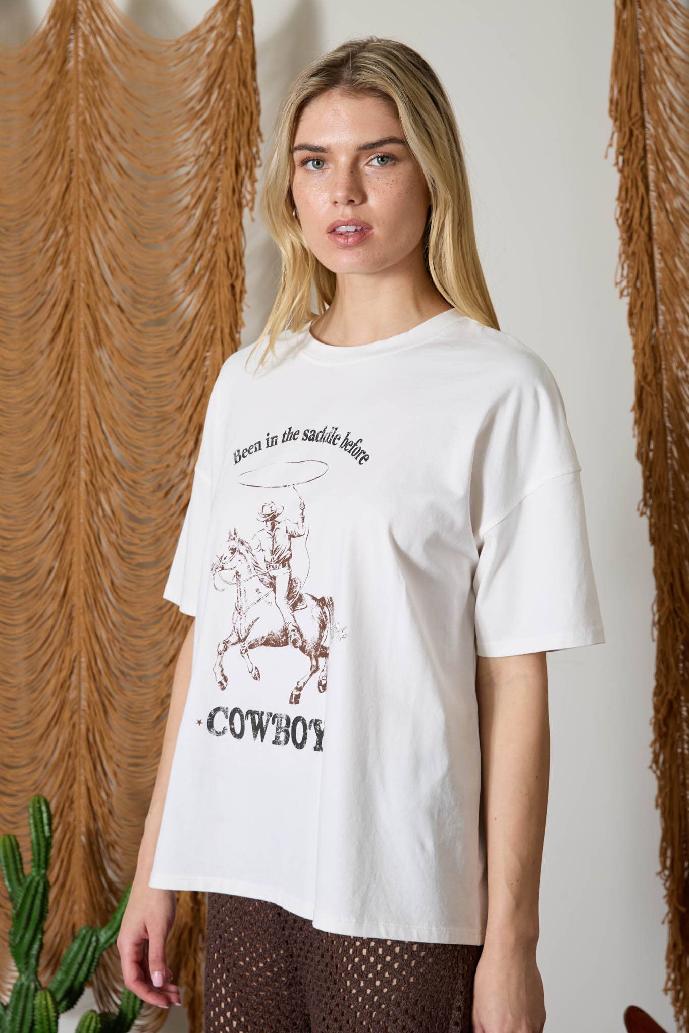 COWBOY OVERSIZED KNIT GRAPHIC T-SHIRT